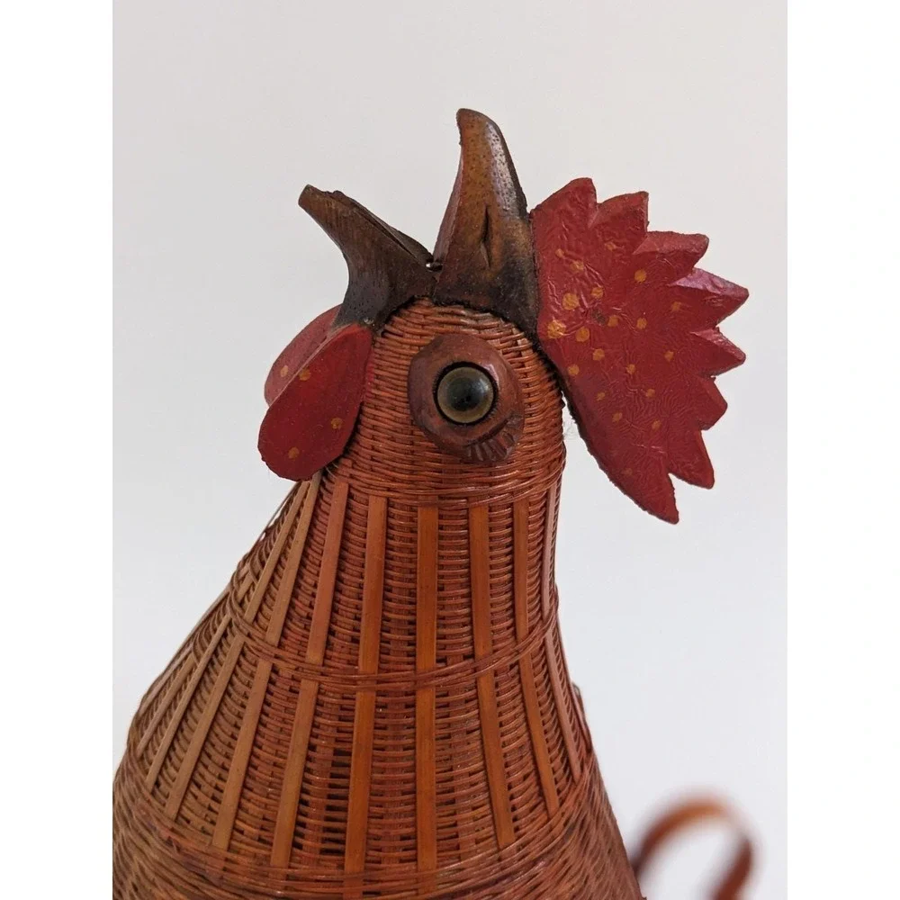 Vintage Shanghai Handicrafts Woven Wicker Rooster Lidded‎ Basket Hen Figural 9